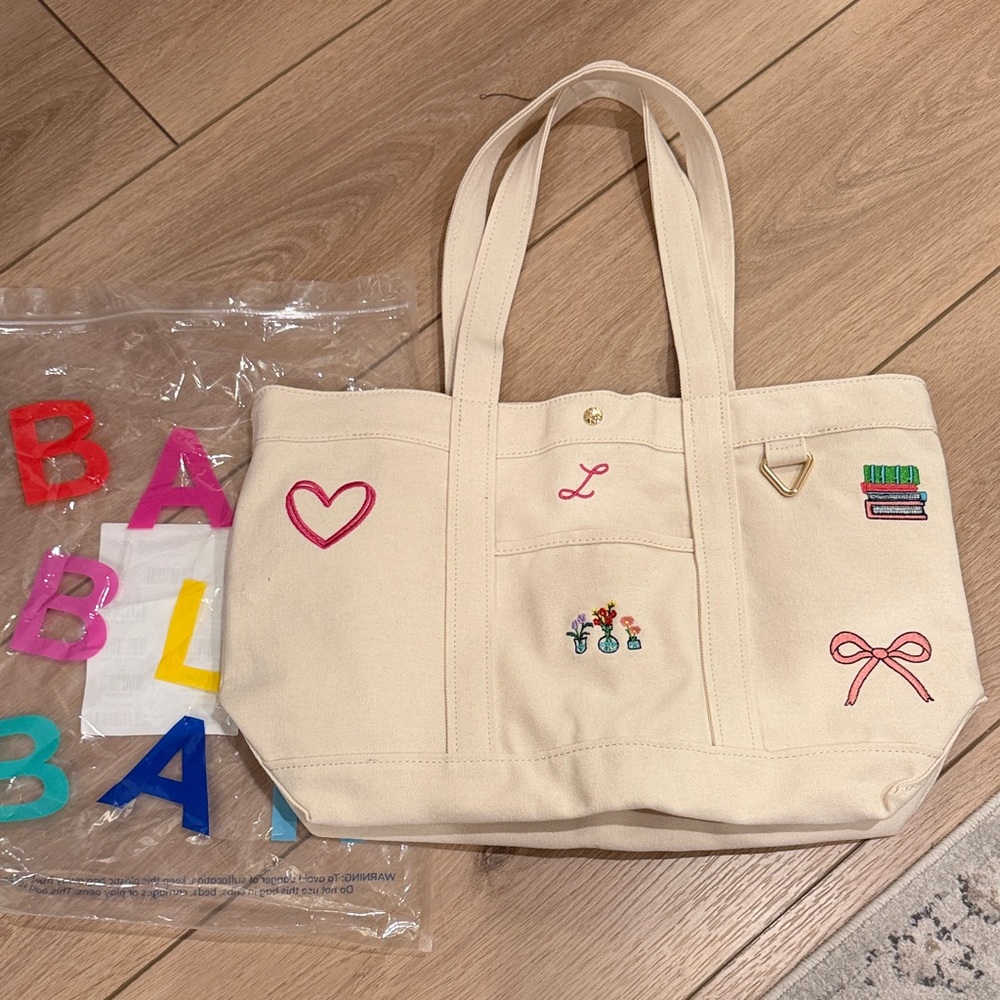 BaubleBar Icon Tote - New Never Used